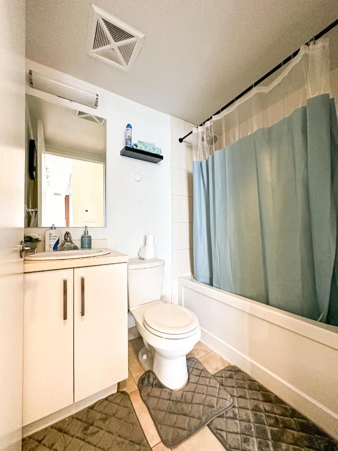 Luxury 2 Bedrooms With Lakeview Cn Tower Entertainment District Rogers Centre 多伦多 外观 照片
