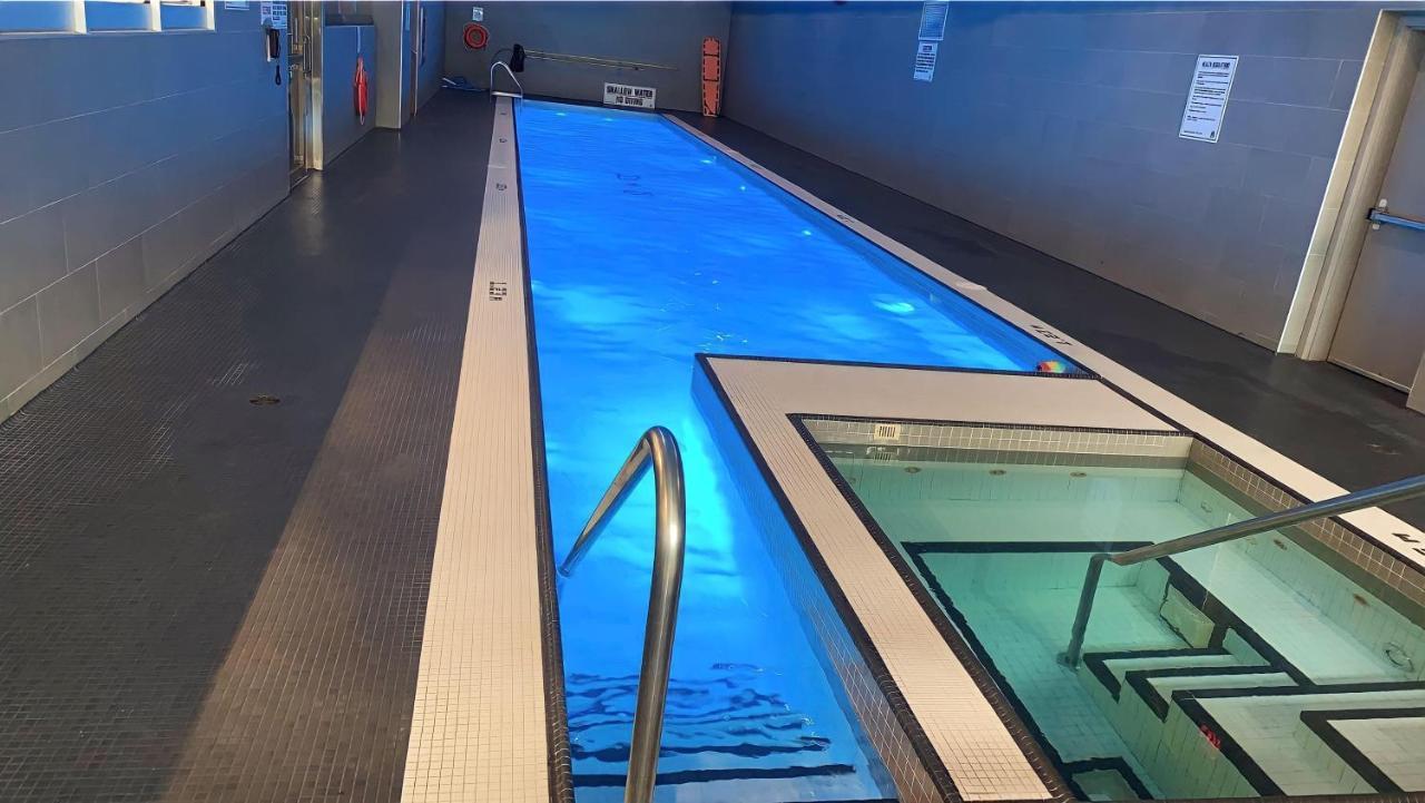 Luxury 2 Bedrooms With Lakeview Cn Tower Entertainment District Rogers Centre 多伦多 外观 照片