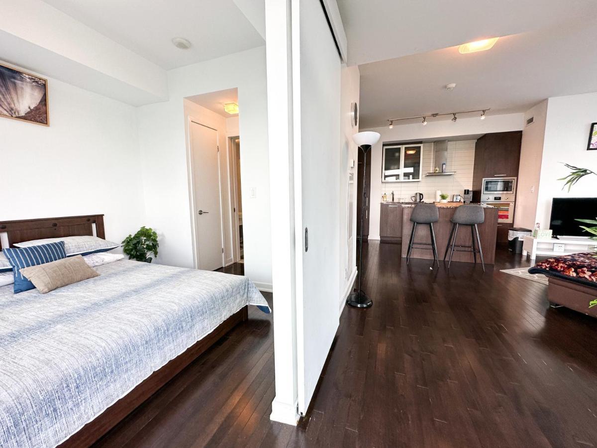 Luxury 2 Bedrooms With Lakeview Cn Tower Entertainment District Rogers Centre 多伦多 外观 照片