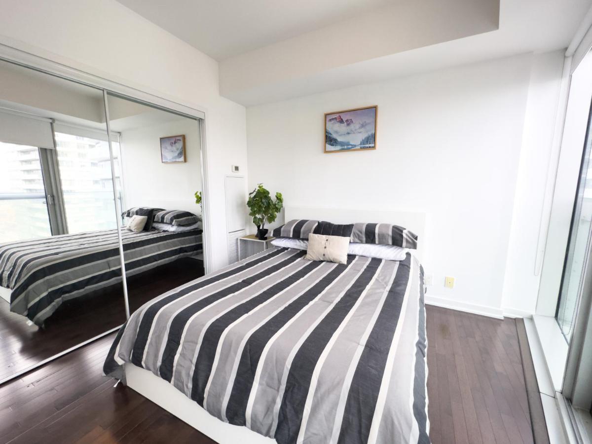 Luxury 2 Bedrooms With Lakeview Cn Tower Entertainment District Rogers Centre 多伦多 外观 照片